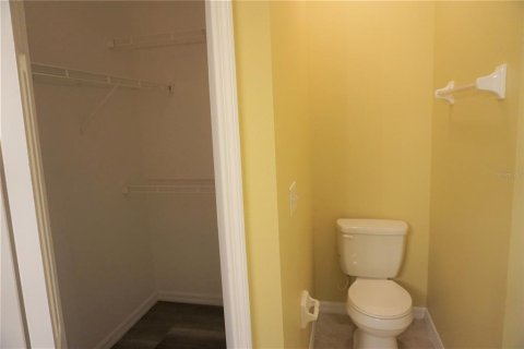 House in Sanford, Florida 3 bedrooms, 102.1 sq.m. № 2378349 - photo 12