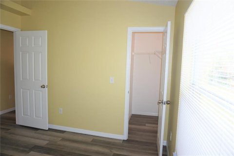 House in Sanford, Florida 3 bedrooms, 102.1 sq.m. № 2378349 - photo 16