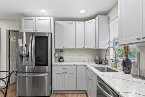 Casa en alquiler en Ocala, Florida, 4 dormitorios, 105.17 m2 № 1900721 - foto 4