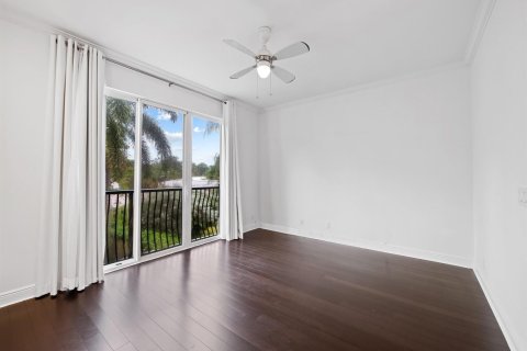Touwnhouse à vendre à Fort Lauderdale, Floride: 3 chambres, 176.7 m2 № 2407311 - photo 11