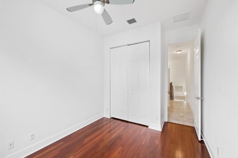 Touwnhouse à vendre à Fort Lauderdale, Floride: 3 chambres, 176.7 m2 № 2407311 - photo 15