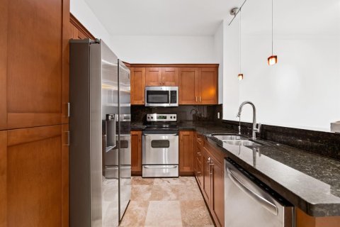 Touwnhouse à vendre à Fort Lauderdale, Floride: 3 chambres, 176.7 m2 № 2407311 - photo 6