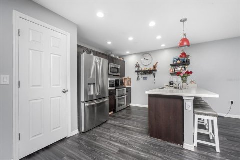 House in Port Charlotte, Florida 4 bedrooms, 137.96 sq.m. № 1876524 - photo 9