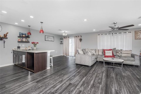 House in Port Charlotte, Florida 4 bedrooms, 137.96 sq.m. № 1876524 - photo 17