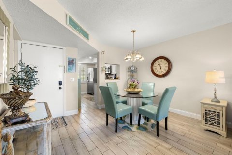 Condo in Dunedin, Florida, 1 bedroom  № 1824041 - photo 9