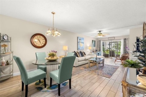 Condo in Dunedin, Florida, 1 bedroom  № 1824041 - photo 2