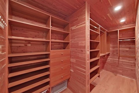 Купить виллу или дом в Клируотер, Флорида 13 комнат, 503.99м2, № 2431856 - фото 29