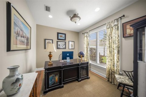House in Bradenton, Florida 4 bedrooms, 330.55 sq.m. № 2104477 - photo 6
