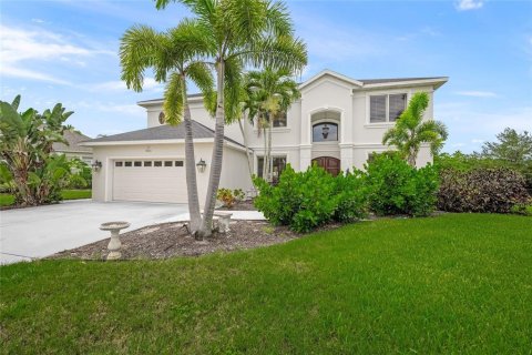 Casa en Bradenton, Florida 4 dormitorios, 330.55 m2 № 2104477
