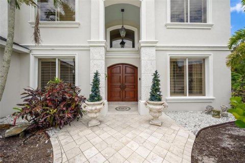 House in Bradenton, Florida 4 bedrooms, 330.55 sq.m. № 2104477 - photo 4