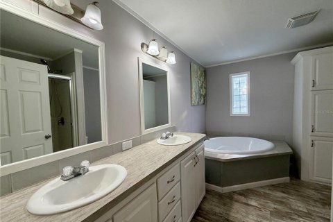 Casa en venta en West Palm Beach, Florida, 4 dormitorios, 170.57 m2 № 2361186 - foto 17