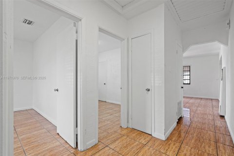 Villa ou maison à vendre à Miami, Floride: 3 chambres, 90.58 m2 № 2055584 - photo 3