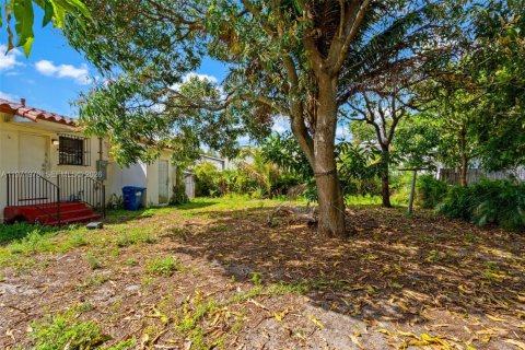 Villa ou maison à vendre à Miami, Floride: 3 chambres, 90.58 m2 № 2055584 - photo 18