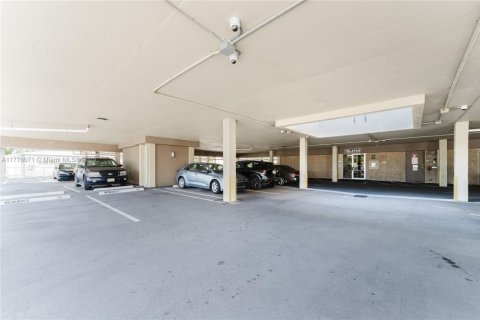 Condominio en venta en Hollywood, Florida, 1 dormitorio, 78.97 m2 № 1726794 - foto 30