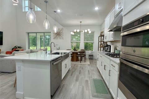 Villa ou maison à louer à Wesley Chapel, Floride: 4 chambres, 241.55 m2 № 2299818 - photo 8