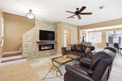 Townhouse in Windermere, Florida 3 bedrooms, 142.23 sq.m. № 2226499 - photo 5