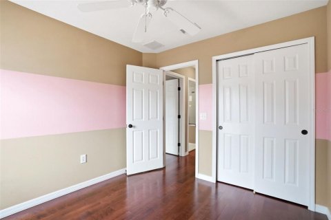 Townhouse in Windermere, Florida 3 bedrooms, 142.23 sq.m. № 2226499 - photo 14