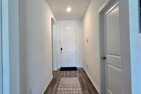 Villa ou maison à louer à Zephyrhills, Floride: 3 chambres, 154.03 m2 № 2399025 - photo 9