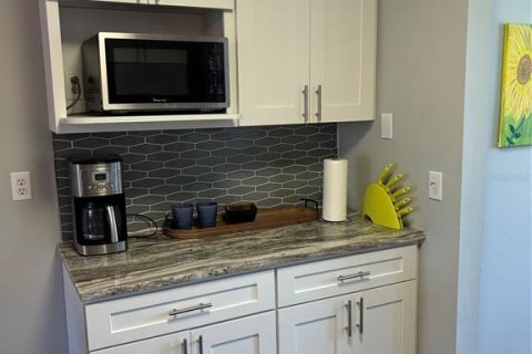 Copropriété à vendre à Clearwater, Floride: 2 chambres, 102.19 m2 № 2201514 - photo 11