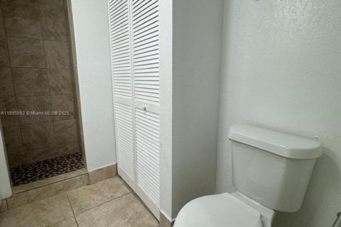 Copropriété à louer à Sunrise, Floride: 2 chambres, 87.7 m2 № 1947246 - photo 9