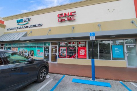 Propiedad comercial en venta en Miami, Florida № 2089172 - foto 16