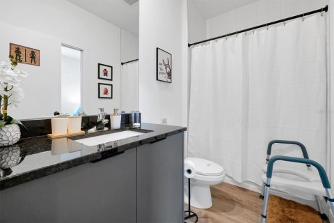 Снять в аренду таунхаус в Киссимми, Флорида 3 комнаты, 126.35м2, № 2259098 - фото 29