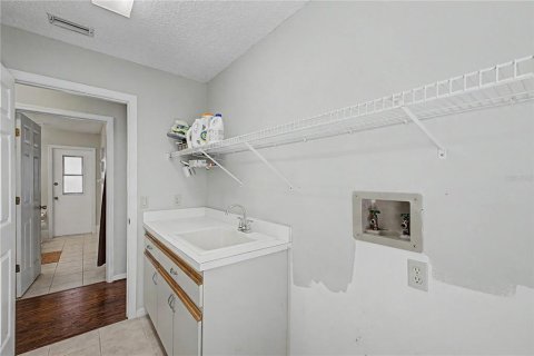 Villa ou maison à vendre à Spring Hill, Floride: 3 chambres, 174.1 m2 № 2266285 - photo 20