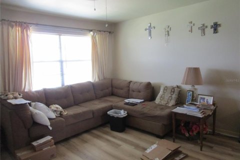 Condo in Saint Petersburg, Florida, 2 bedrooms  № 1798294 - photo 2