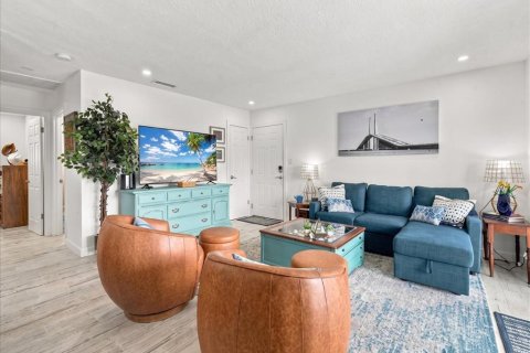 Copropriété à vendre à Saint Petersburg, Floride: 2 chambres, 76.64 m2 № 2408558 - photo 6