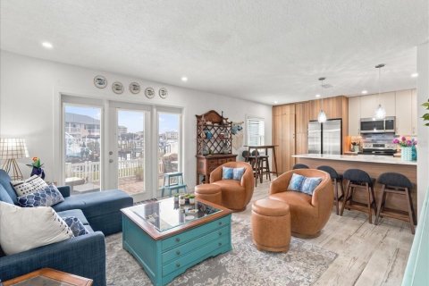 Copropriété à vendre à Saint Petersburg, Floride: 2 chambres, 76.64 m2 № 2408558 - photo 4