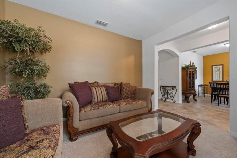 House in Apopka, Florida 3 bedrooms, 198.9 sq.m. № 2403585 - photo 9
