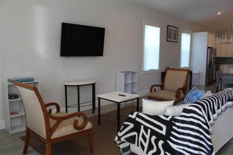 Casa en venta en Bradenton, Florida, 3 dormitorios, 164.81 m2 № 1851562 - foto 7