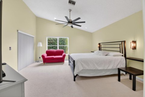 House in Boynton Beach, Florida 3 bedrooms, 223.99 sq.m. № 2172476 - photo 16