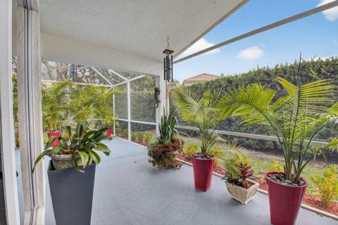 House in Boynton Beach, Florida 3 bedrooms, 223.99 sq.m. № 2172476 - photo 20