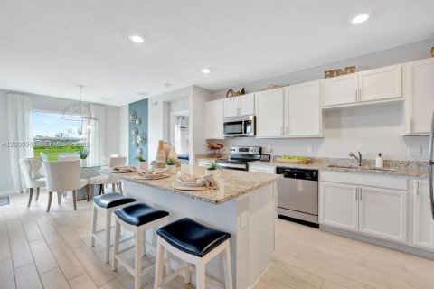 Casa en venta en St. Lucie, Florida, 4 dormitorios, 150.78 m2 № 2066829 - foto 4