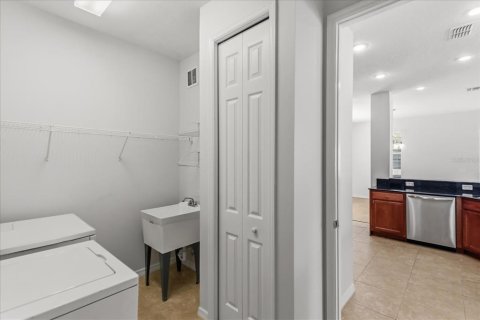 Villa ou maison à vendre à Tampa, Floride: 3 chambres, 207.64 m2 № 2142474 - photo 15