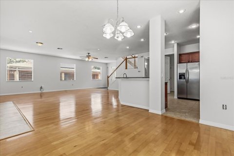 Villa ou maison à vendre à Tampa, Floride: 3 chambres, 207.64 m2 № 2142474 - photo 5