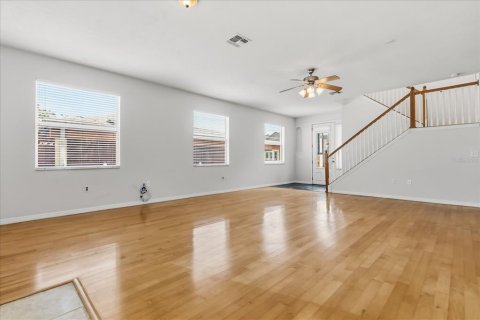 Villa ou maison à vendre à Tampa, Floride: 3 chambres, 207.64 m2 № 2142474 - photo 4