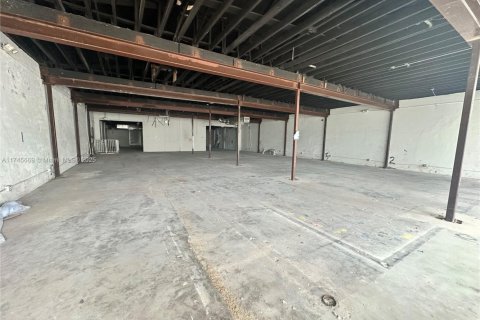 Immobilier commercial à vendre à Hollywood, Floride № 2012382 - photo 10