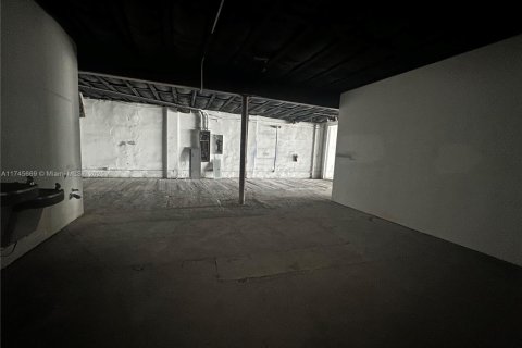 Immobilier commercial à vendre à Hollywood, Floride № 2012382 - photo 14