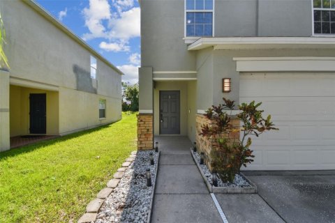 House in Gibsonton, Florida 4 bedrooms, 190.45 sq.m. № 1847092 - photo 7