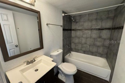 Condominio en alquiler en Orlando, Florida, 2 dormitorios, 78.97 m2 № 2283794 - foto 7