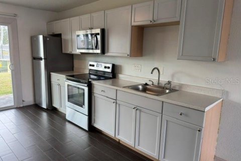 Condominio en alquiler en Orlando, Florida, 2 dormitorios, 78.97 m2 № 2283794 - foto 4