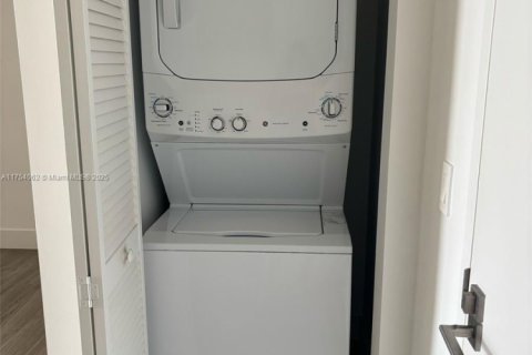 Copropriété à vendre à Miami, Floride: 1 chambre, 62.52 m2 № 1985267 - photo 14