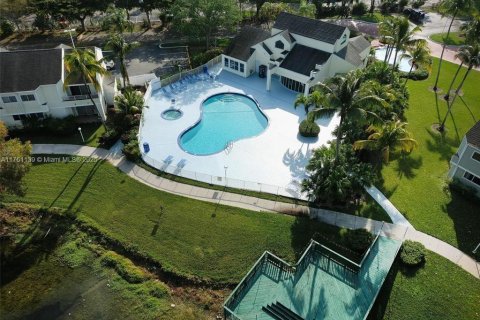 Condo in Oakland Park, Florida, 2 bedrooms  № 1713401 - photo 30