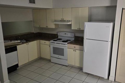 Condominio en alquiler en Miami, Florida, 2 dormitorios, 95.69 m2 № 2031877 - foto 4