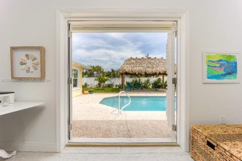 House in St. Lucie, Florida 3 bedrooms, 200.02 sq.m. № 2069109 - photo 13