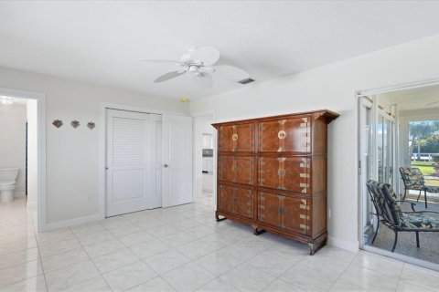 House in Nokomis, Florida 2 bedrooms, 103.68 sq.m. № 2095651 - photo 13