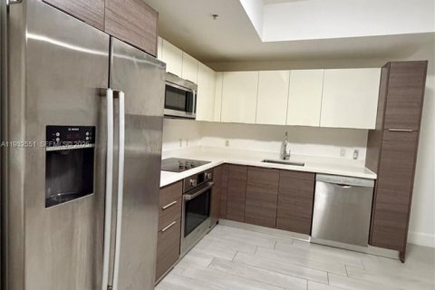 Снять в аренду кондоминиум в Майами, Флорида 1 спальня, 71.16м2, № 1999086 - фото 6