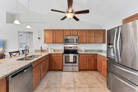 House in North Port, Florida 3 bedrooms, 152.27 sq.m. № 1806933 - photo 6